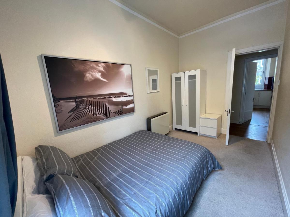 Beautiful 2 Bedroom Apartment- Prime Location, Aberdeen Centre Exterior foto