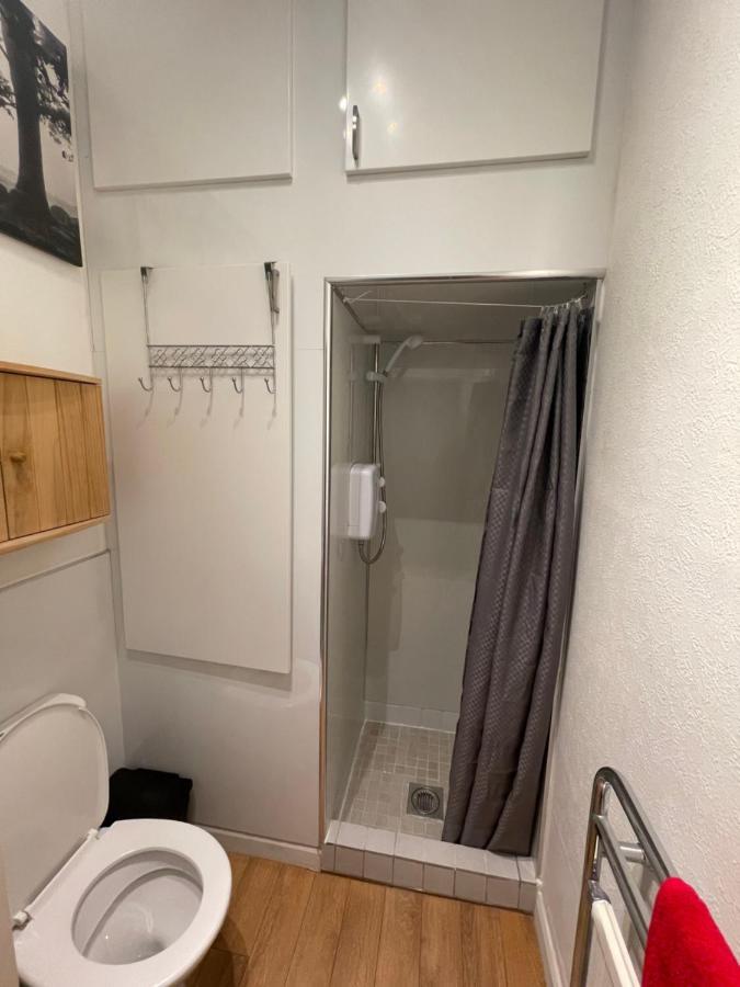 Beautiful 2 Bedroom Apartment- Prime Location, Aberdeen Centre Exterior foto